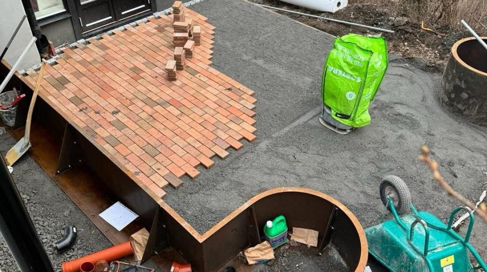 Betong-projekt i Täby